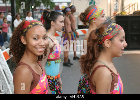 Miami Florida, Flagler Street, maire Alex Penelas Health and Fitness Challenge, examens de santé gratuits, Zumba Salsa aérobic, artistes, visiteurs Voyage tr Banque D'Images