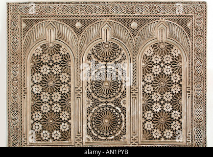 Maroc Marrakech Maison Tisikwin murquana décoration plâtre sculpté Banque D'Images