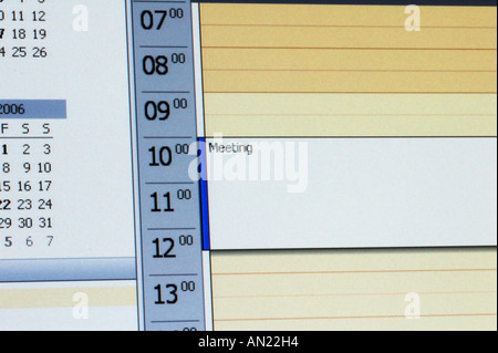 Entrée de réunion dans un calendrier outlook Banque D'Images