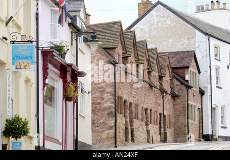 La façade Tudor Rudhall hospices réparés en 1575 en Ross on Wye Herefordshire Angleterre UK Banque D'Images