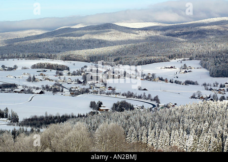 Verschneite Landschaft bei Kreuzberg im Nationalpark Bayerischer Wald paysage enneigé à Kreuzberg Allemagne Bavière Banque D'Images