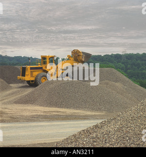 Quarry Chargeur Avant Déménagement de stériles Banque D'Images