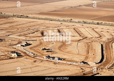 L'expansion d'un nouveau développement immobilier en Arizona la construction sur le bord d'un quartier résidentiel dans la banlieue Banque D'Images