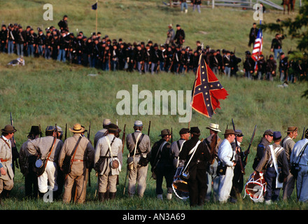 Guerre civile PA Gettysburg reproduisant la bataille le 4 juillet USA Banque D'Images