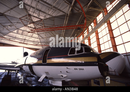 Boeing 727 de la compagnie aérienne Royal Jordanian sous maintenance au près de l'Aéroport International Queen Alia de Amman Jordanie Banque D'Images