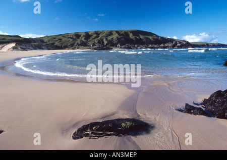 Lossit distant bay beach surf ile d'Islay scotland uk go Banque D'Images