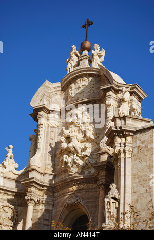 La façade de la cathédrale, la Plaza de la Reina, Valencia, Costa del Azahar, Valencia Province, Espagne Banque D'Images