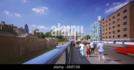 K2, Tower Bridge House, Londres, 2006. Panorama. Architecte : Richard Rogers Partnership Banque D'Images