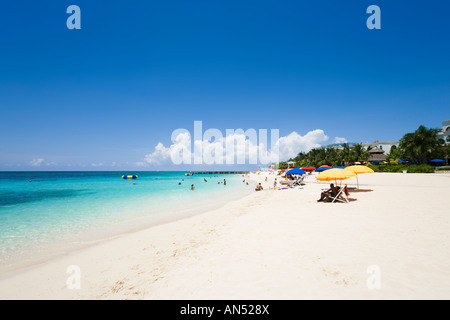 Plage de Doctor's Cave, Côte Nord, Montego Bay, Jamaïque, Caraïbes Banque D'Images