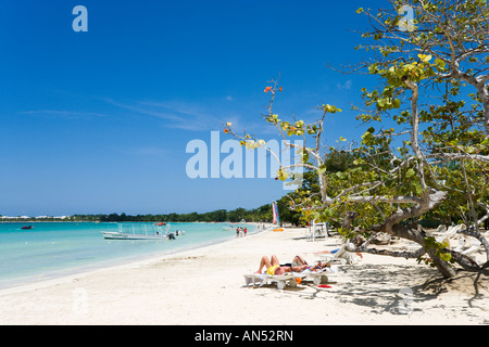 En dehors de la plage de l'hôtel Couples', 'Bloody Bay, Negril, Jamaïque, Caraïbes, Antilles Banque D'Images