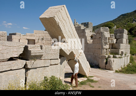 La demeure en pierre massive de l'Arcadia à la porte sud de l'ancienne Messène Ithomi Messénie Péloponnèse, Grèce Banque D'Images