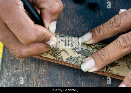 Bambou gravé Souenir Aga Tenganan Village Bali Indonesia Banque D'Images