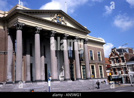 19e siècle Gerechtshof Leeuwarden, ancienne cour de justice, à Zaailand square (maintenant Wilheminaplein) Frise Fryslan Banque D'Images