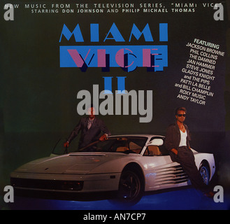 MIAMI VICE LP de la musique des séries télévisées américaines avec Don Johnson à droite et Philip Michael Thomas Banque D'Images