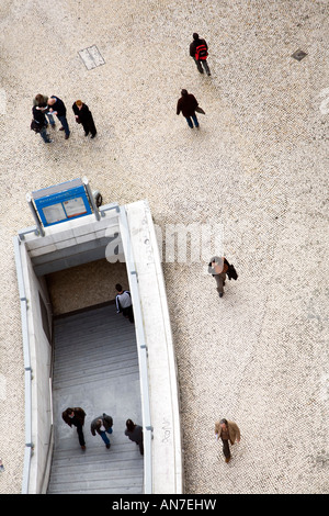 Vue aérienne de l'entrée du métro Restauradores, à Lisbonne, Portugal Banque D'Images