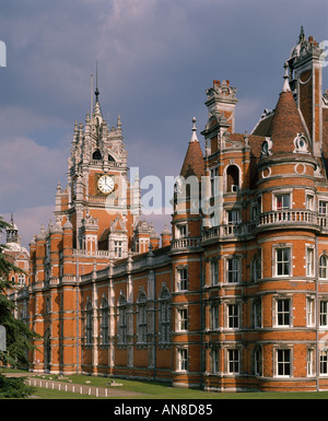 Royal Holloway College, Egham, Surrey, 1874 - 1887. De l'extérieur. Architecte : William Henry Crossland Banque D'Images