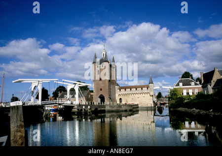 Zierikzee une petite ville, situé sur l'ancienne île de Duiveland dans la province néerlandaise de Zélande. Banque D'Images