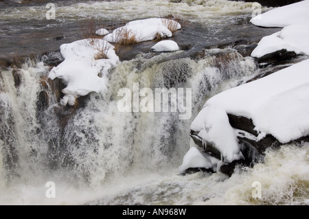 Hog's Back Falls sur la rivière Rideau Banque D'Images