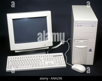 Ordinateur avec clavier et souris moniteur crt Banque D'Images