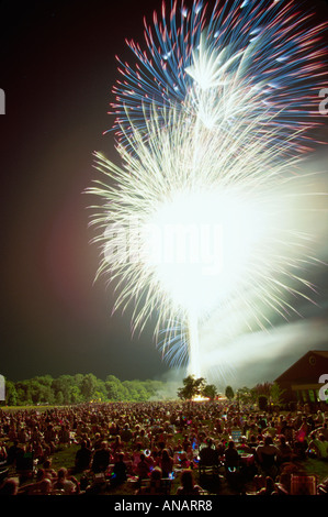 New Jersey,Florham Park,4th juillet quatrième,feux d'artifice,foule,jour de l'indépendance,public,foule,visiteurs Voyage voyage touristique touristique repère Landma Banque D'Images