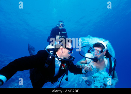 Egypte Mer Rouge mariage subaquatique Banque D'Images