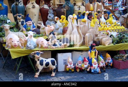 Stand de jardin ornements de Barcelos le Nord du Portugal Banque D'Images