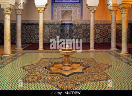 La salle des ablutions au Mausolée Moulay Ismail Meknes Maroc Banque D'Images