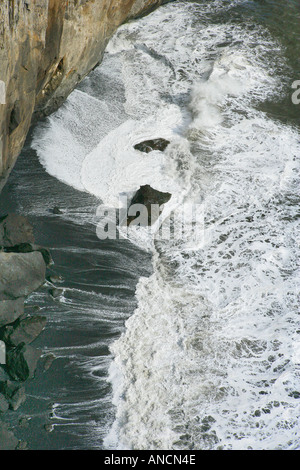 Falaises basaltiques Islande Dyrholaey Banque D'Images