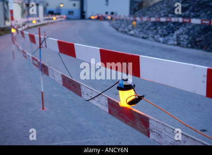 Construction de routes au crépuscule, Triesen LI Banque D'Images