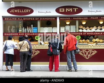 Belgique Bruxelles gare window shopping Banque D'Images