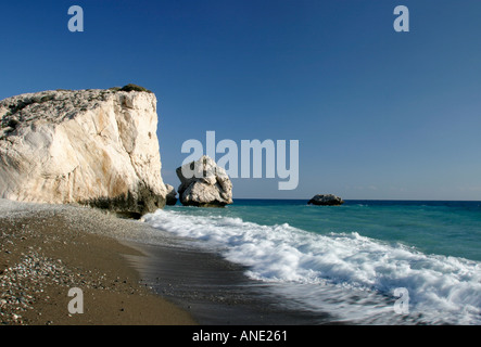 Surfez sur l'Aphrodite's Beach, île de l'amour, Chypre Banque D'Images