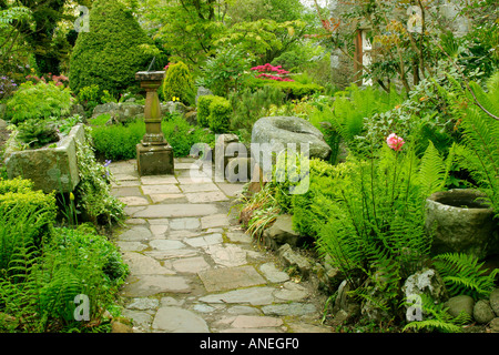 Le jardin de l'artiste Edward Hornel (1864-1933) un à Broughton House à Kirkcudbright, Dumfries et Galloway, en Écosse. Banque D'Images