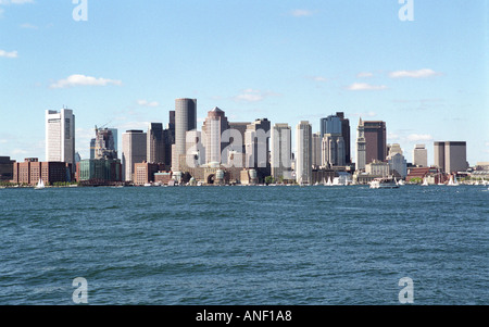 Une vue sur la skyline de Boston Logan Airport Banque D'Images