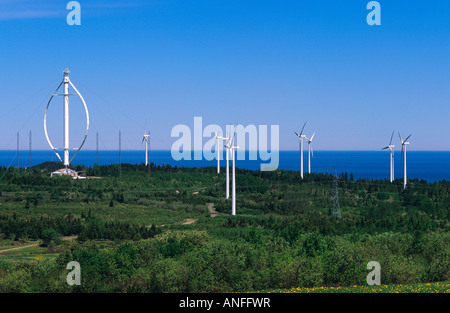 Générateurs du vent et les éoliennes, Cap-Chat, Gaspésie, Québec, Canada Banque D'Images