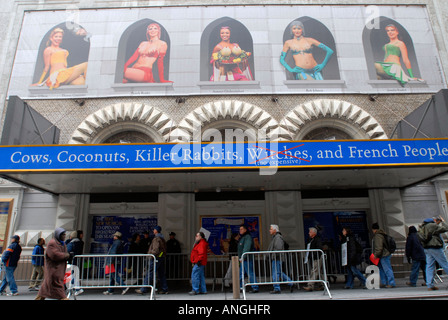 Stagehands à pied la ligne de piquetage devant les Shubert Theatre Banque D'Images