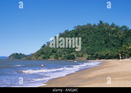 Trinity Beach View, près de Cairns, Queensland, Australie de l'Est. Banque D'Images