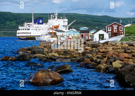 Bateau côtier Marine Atlantique a accosté à Red Bay, au Labrador, à Terre-Neuve, Canada. Banque D'Images