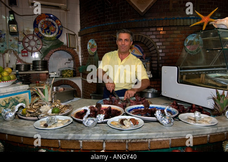 Palemo restaurant bar Cafe Bistro nourriture repas restaurant Sicile Italie Banque D'Images