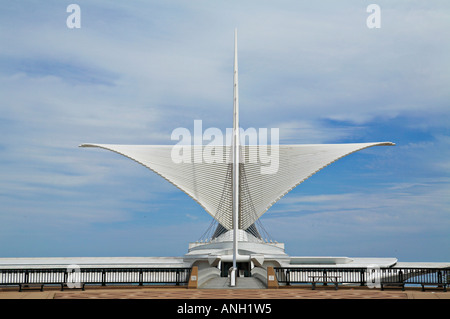 WISCONSIN Milwaukee Art Museum conçu par Santiago Calatrava l'architecture moderne d'extérieur de bâtiment Banque D'Images