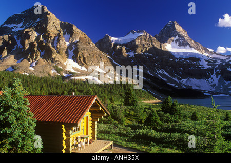 Cabane à Mount Assiniboine Lodge, le parc provincial du mont Assiniboine, Colombie Britannique, Canada. Banque D'Images