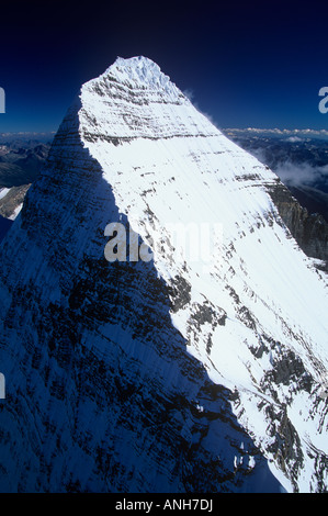 Vue aérienne de Mont Robson, Rocheuses canadiennes, de la Colombie-Britannique, Canada. Banque D'Images