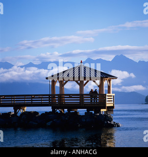 Gazebo, le port, Sunshine Coast, en Colombie-Britannique, Canada. Banque D'Images