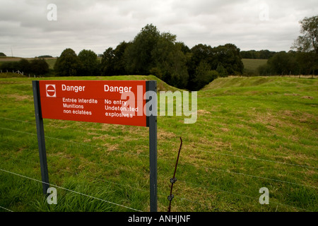 Attention au ravin Y sur la WW1 de bataille à la Newfoundland Memorial Park à Beaumont Hamel en France Banque D'Images