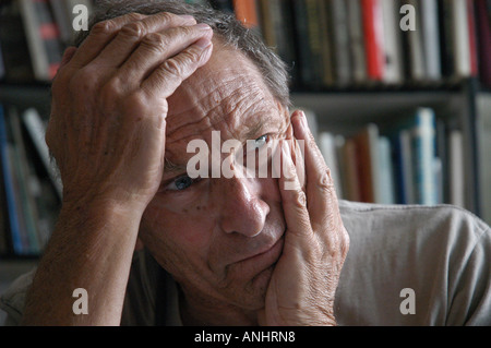 Photographe sud-africain David Goldblatt. à son domicile de Johannesburg. Banque D'Images