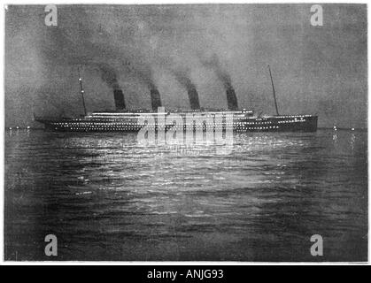Titanic à Cherbourg Banque D'Images