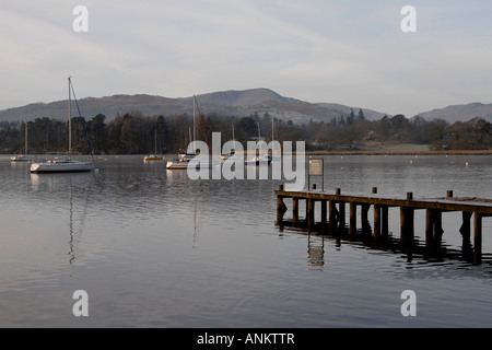 Le lac Windermere à Waterhead, Ambleside, Parc National de Lake District, Angleterre Banque D'Images