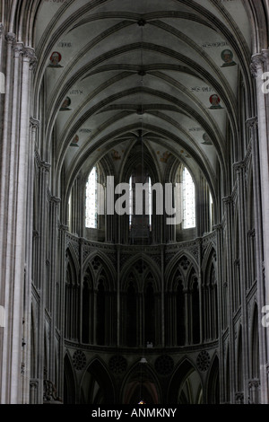 Le plafond et la suppression des piliers dans la Cathédrale Notre Dame de Bayeux dans le Calvados de Normandie, du nord de la France Banque D'Images