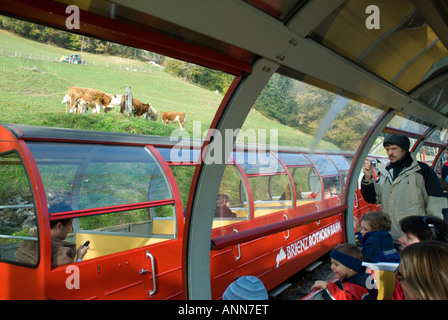 Train de montagne Rothorn Bahn entre Brienz et Brienzer Rothorn SUISSE ALPES pic s Banque D'Images