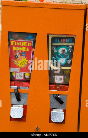 Toy et doux des distributeurs de machines à pièces Banque D'Images