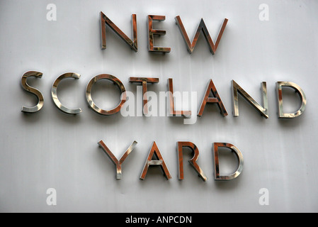 New Scotland Yard signe de la Police métropolitaine de Londres Angleterre AC Banque D'Images